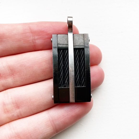 Joseph Abboud cable & stainless steel pendant - Picture 1 of 8